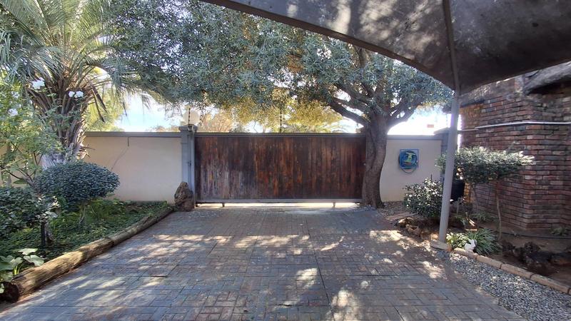 5 Bedroom Property for Sale in Meyerhof Free State